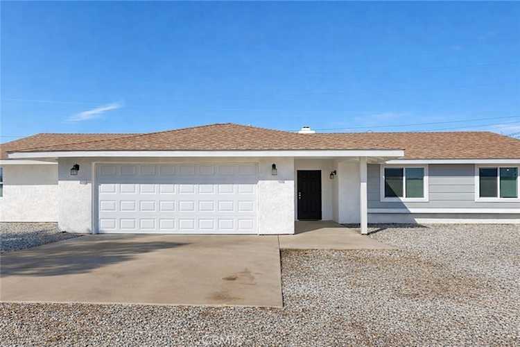 9154 Coleridge, Oak Hills, CA 92344