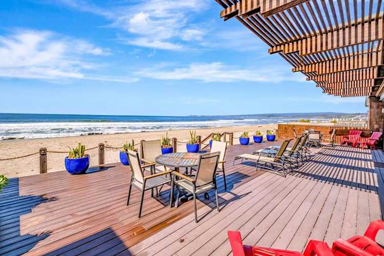 547 Beach Dr, Aptos, CA 95003