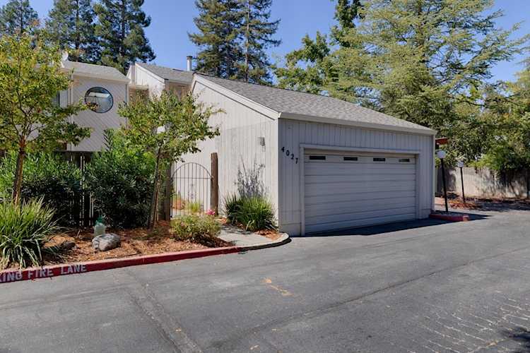4027 Hollow Wood Court, Carmichael, CA 95608