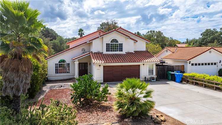 204 Nighthawk, Paso Robles, CA 93446