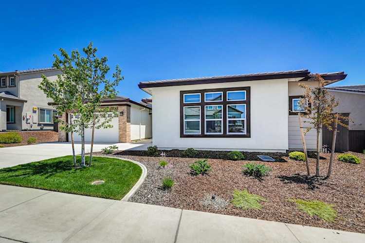 1207 Buck Ridge Drive, Rocklin, CA 95765