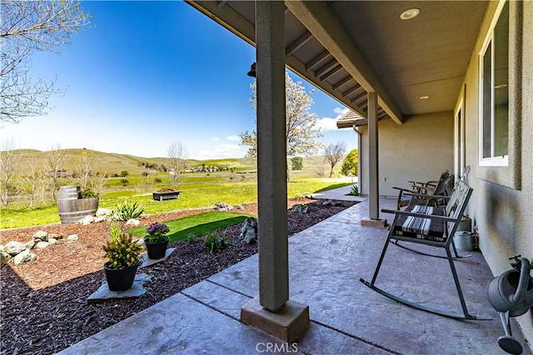 76870 Barker Rd, San Miguel, CA 93451