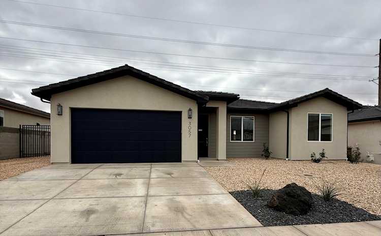 3057 W 625  N Hurricane, UT 84737 home for sale, MLS#26-267769 - Erika Rogers Photo 1