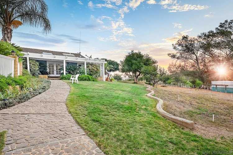 13764 Mcnally Rd, Valley Center, CA 92082