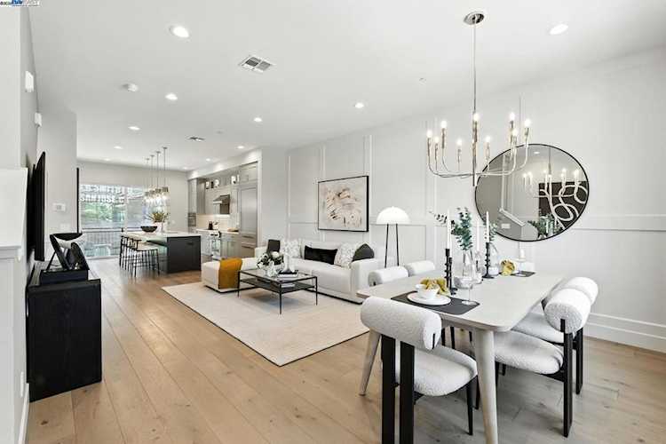 1670 Larkspur Street, Alameda, CA 94501