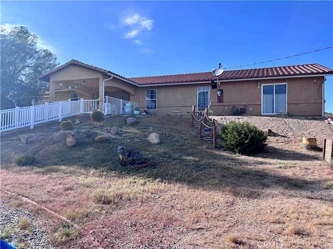 5855 Carmelita, Yucca Valley, CA 92284
