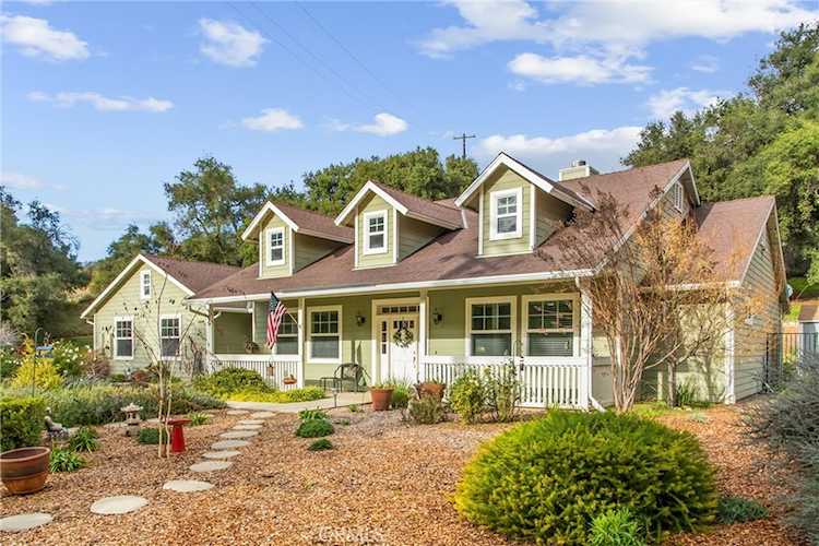 37240 Limekiln, Yucaipa, CA 92399