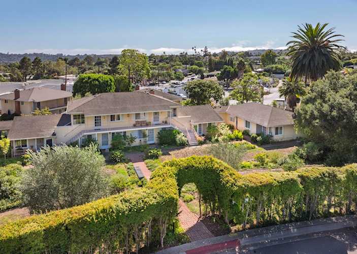 126 W Calle Crespis #6, Santa Barbara, CA 93105