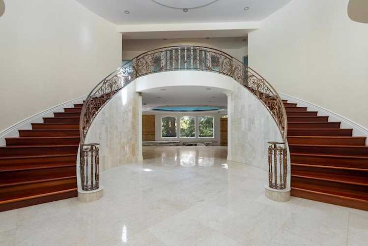 1 Reids Roost Rd, Woodside, CA 94062