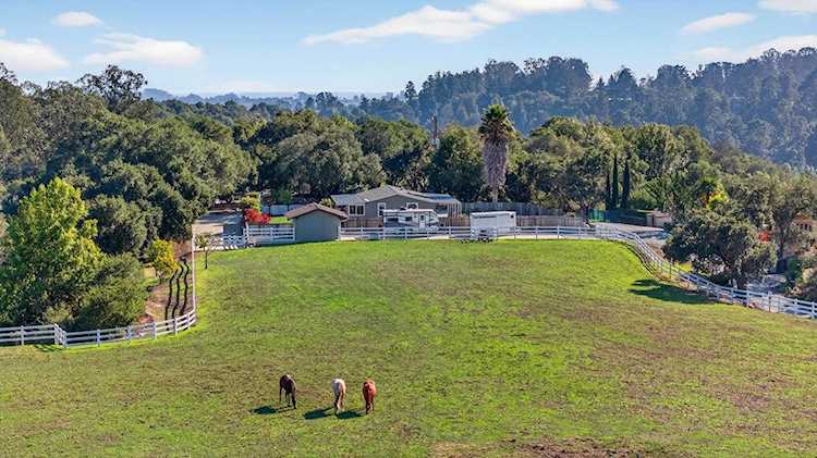3485 Stable Ln, Santa Cruz, CA 95065