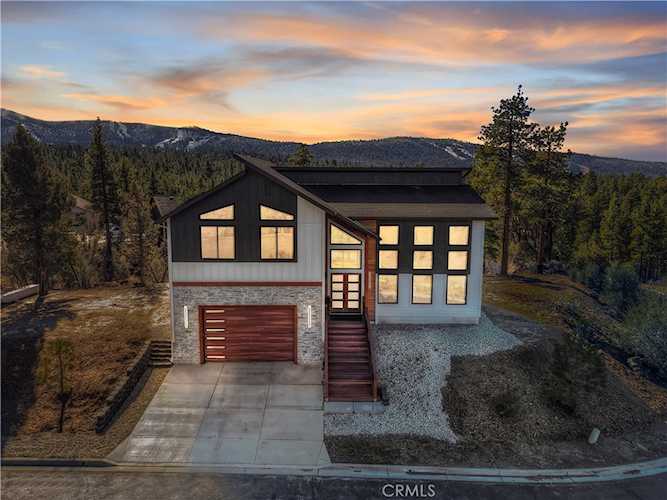 506 Wood Bridge, Big Bear City, CA 92314