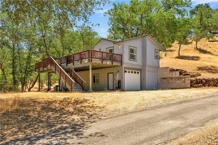 11011 S Shore Dr, Paso Robles, CA 93446