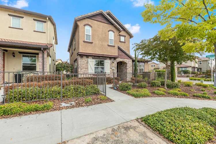 3849 Miners Ravine Drive, Roseville, CA 95661