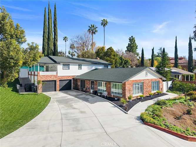 1349 S Center, Redlands, CA 92373