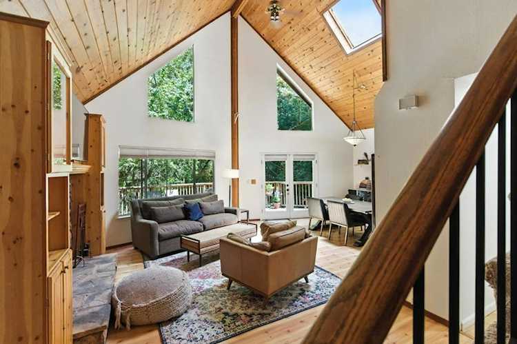 17666 Navajo Trl, Los Gatos, CA 95033