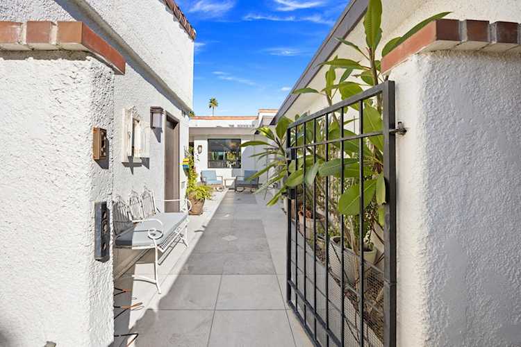 53 Marbella Dr, Rancho Mirage, CA 92270