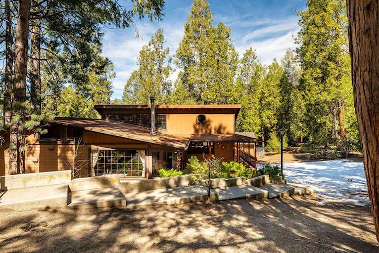 54820 Fern Dr, Idyllwild, CA 92549