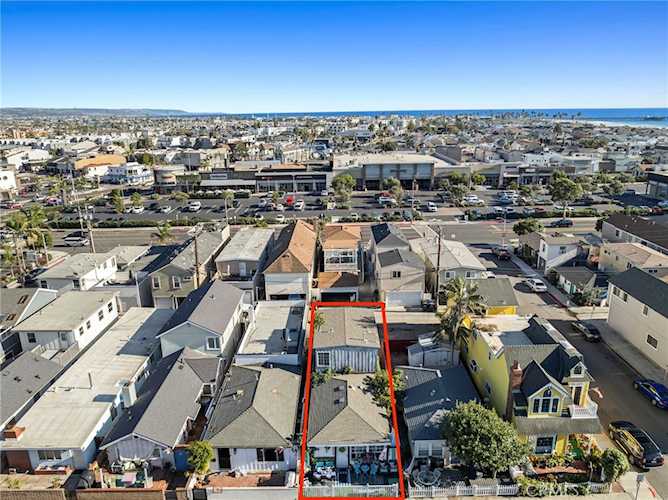 304 33rd Street, Newport Beach, CA 92663