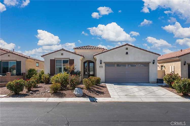 11636 Cascade St, Apple Valley, CA 92308