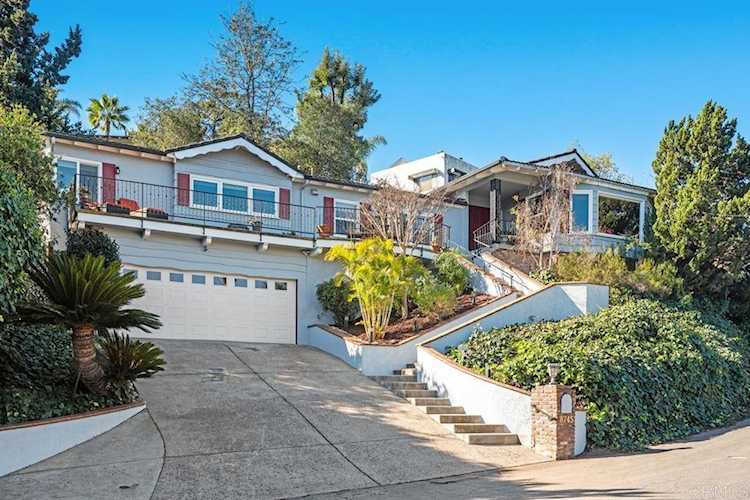 8745 Glenira Ave, La Mesa, CA 91941