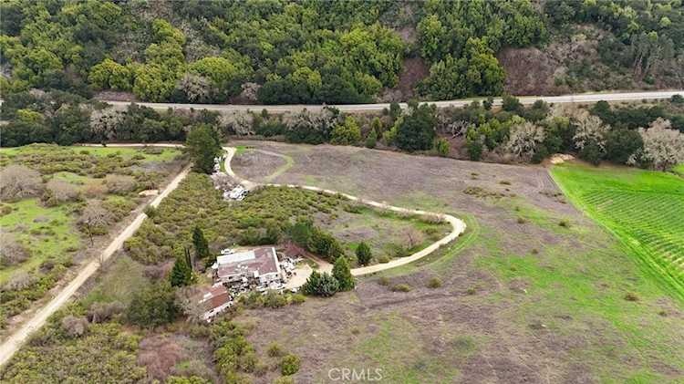 5495 Jack Creek Rd, Templeton, CA 93465