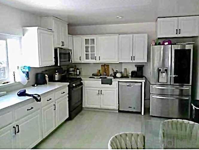 829 11th St, Imperial Beach, CA 91932