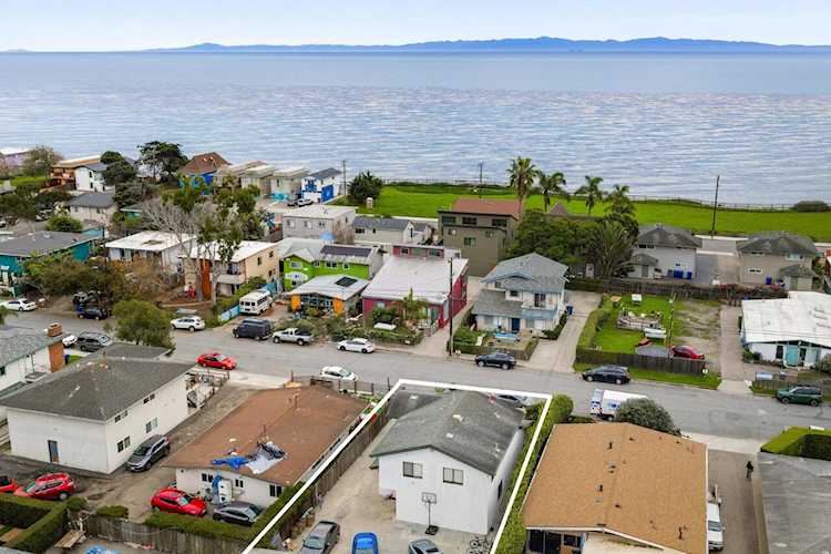 6730 Sabado Tarde Rd, Goleta, CA 93117