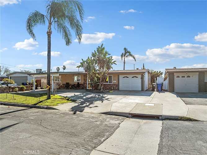 361 Allen St, Rialto, CA 92376
