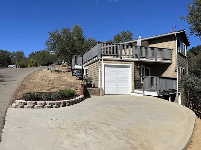 2182 Ridge Rider Rd, Bradley, CA 93426