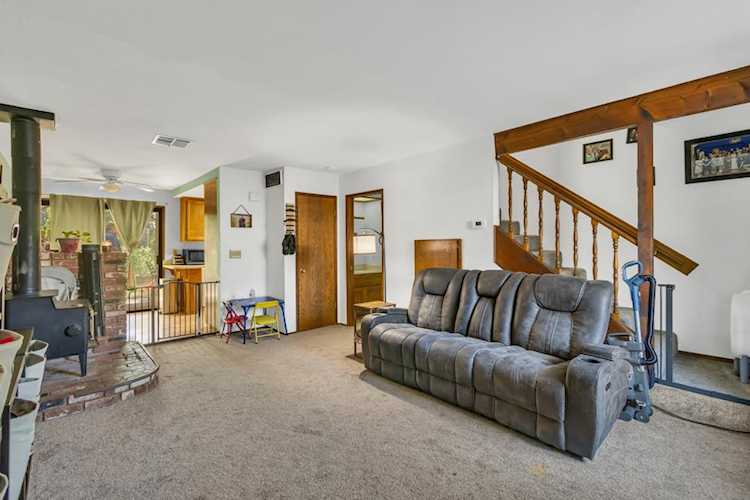 4291 Patterson Drive #6, Diamond Springs, CA 95619