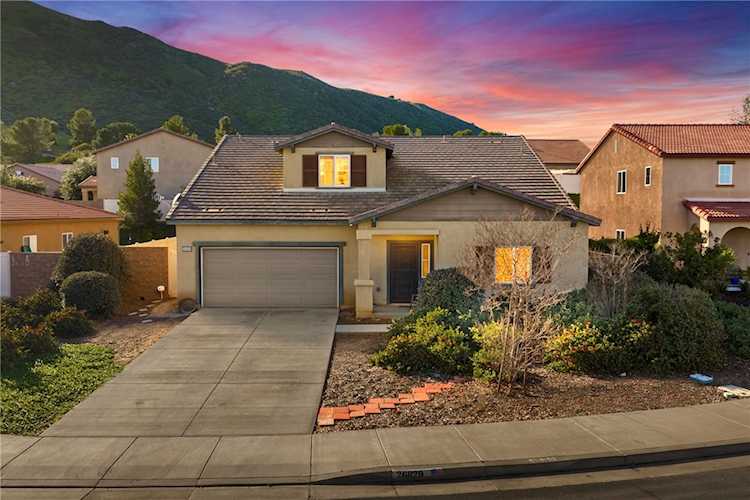 26829 Rodeo Ct, Winchester, CA 92596