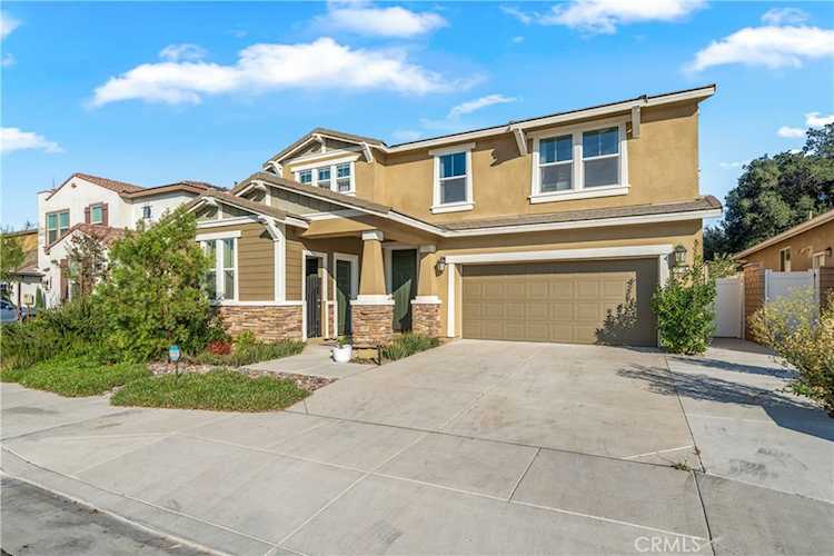 1744 Sunny Heights Ln, Redlands, CA 92374