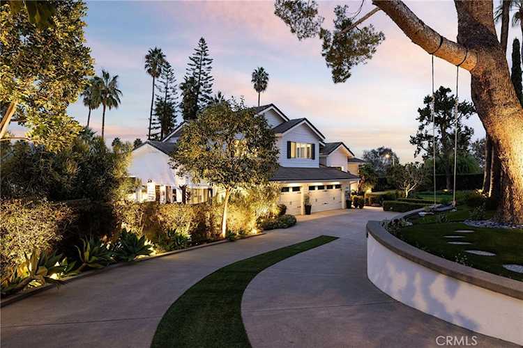 2121 Valhalla Dr, North Tustin, CA 92705