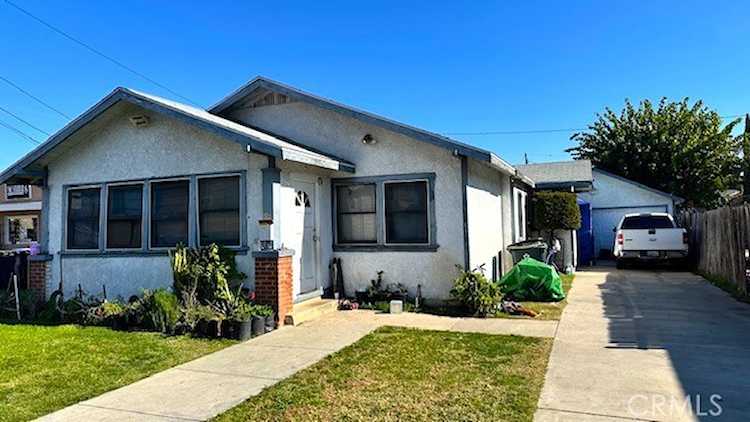 1533 S Greenville, Santa Ana, CA 92704
