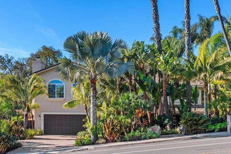7049 El Fuerte St, Carlsbad, CA 92009