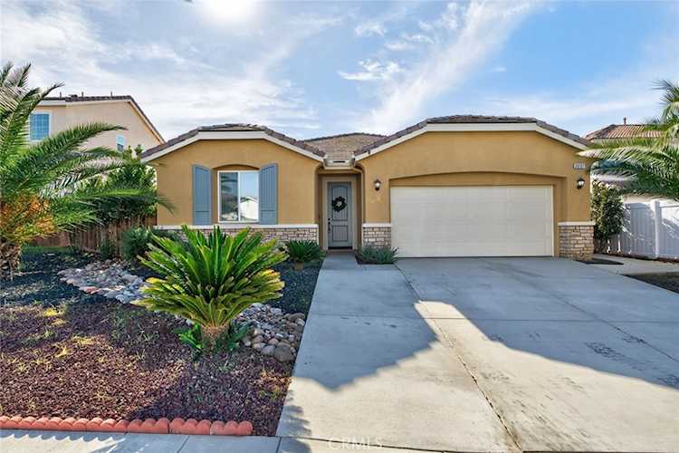 30167 Pine Needle Rd, Menifee, CA 92585