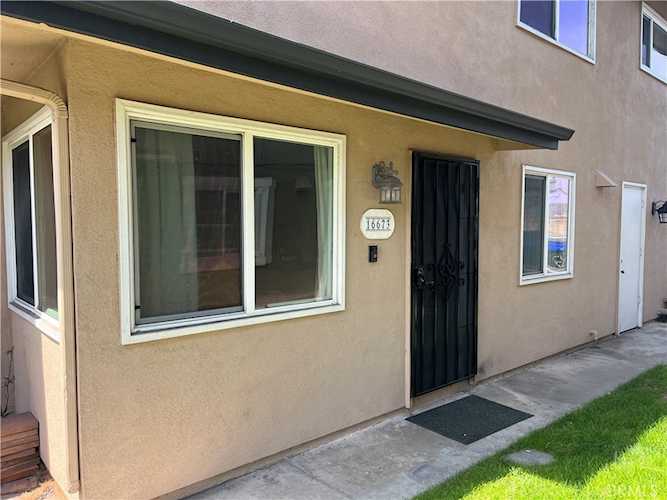 16673 Arbor, Huntington Beach, CA 92647