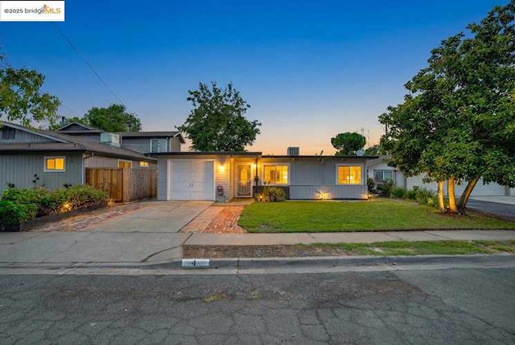 4 Wightman Ct, Antioch, CA 94509