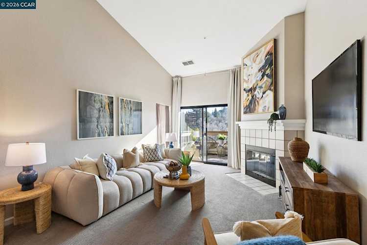 1632 S Villa Way, Walnut Creek, CA 94595