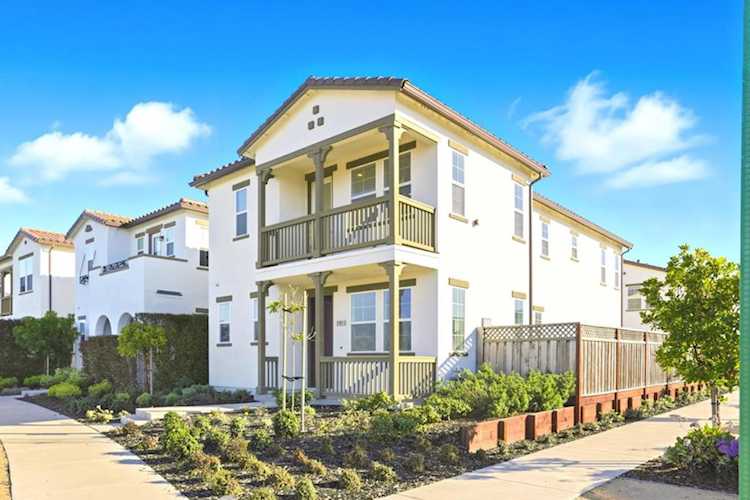 2989 Denali Dr, Marina, CA 93933