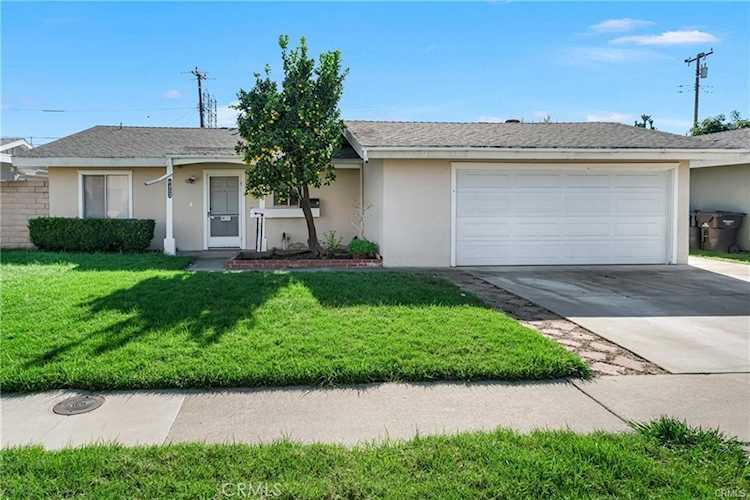 9452 Litchfield, Huntington Beach, CA 92646