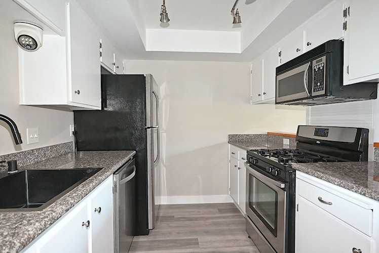 19100 Crest Ave #23, Castro Valley, CA 94546