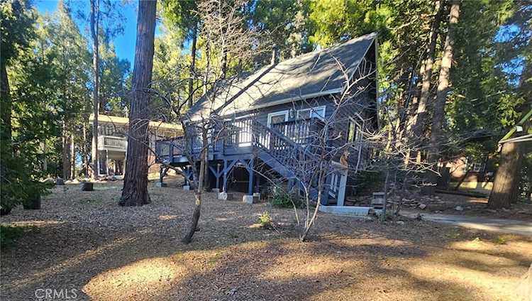 23812 Inspiration, Crestline, CA 92325
