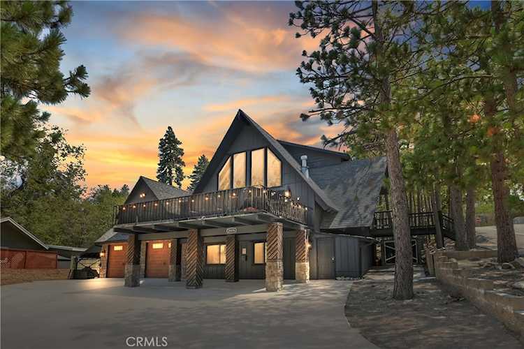 28596 North Bay, Lake Arrowhead, CA 92352