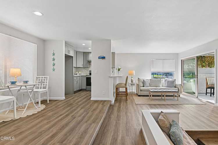 3107 Harbor Blvd, Oxnard, CA 93035