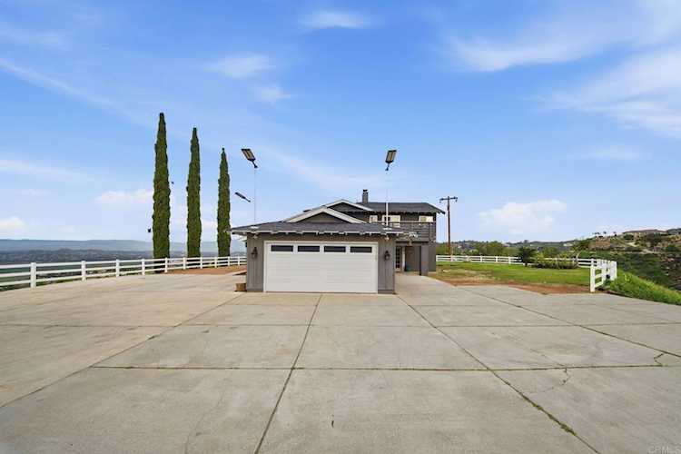 15281 Ranchito Dr, Perris, CA 92570