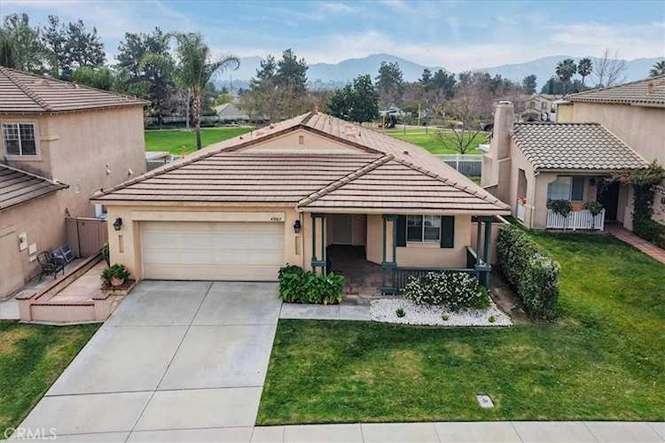 43065 Avola Ct, Temecula, CA 92592