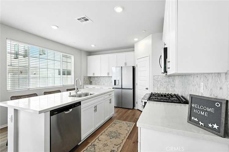 28267 Ashtree St, Temecula, CA 92591