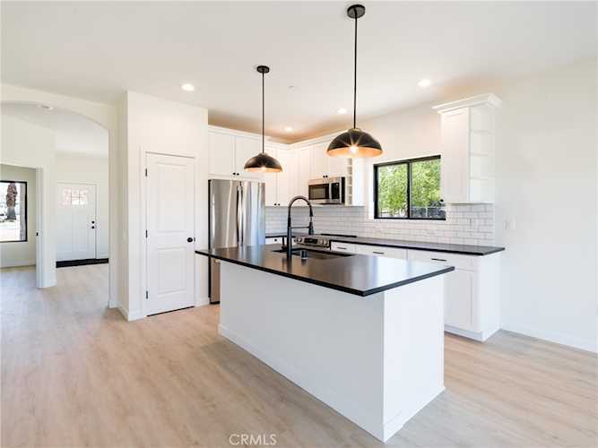 7220 Hanford Ave, Yucca Valley, CA 92284