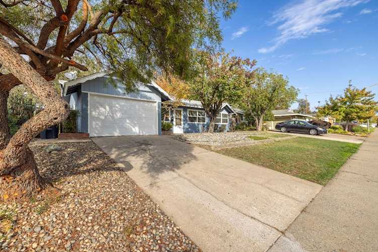 7449 Rollingwood Boulevard, Citrus Heights, CA 95621